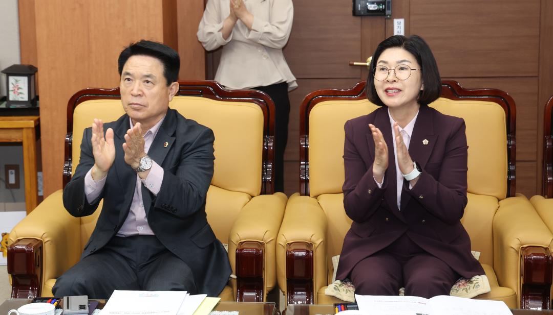 '지린성 인민대표대회 방문단 내방' 게시글의 사진(24) '2025-04-24 지린성 인민대표대회 방문단 내방 (25).jpg'