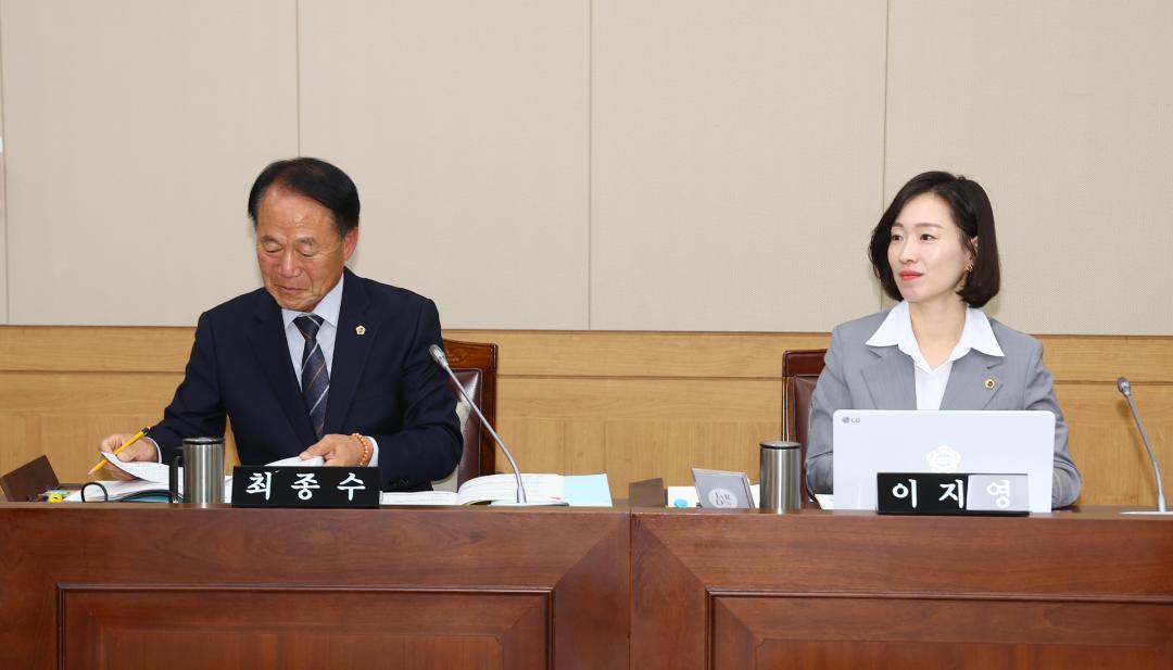 '제342회 제2차 농림수산위원회' 게시글의 사진(9) '2025-11-20 제342회 제2차 농림수산위원회 (9).jpg'