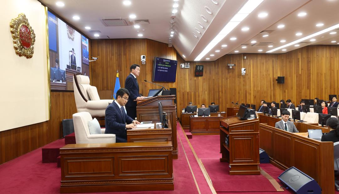 '제344회 제2차 본회의(2026년도 제1회 도정 및 교육행정에 관한 질문)' 게시글의 사진(4) '2026-04-02 제344회 제2차본회의(2026년도 제1회 도정 및 교육행정에 관한 질문) (4).jpg'