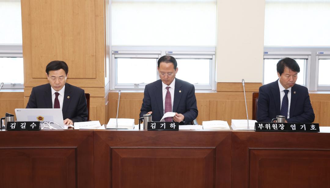 '제336회 제2차 교육위원회' 게시글의 사진(5) '2025-04-10 제336회 제2차 교육위원회 (5).jpg'