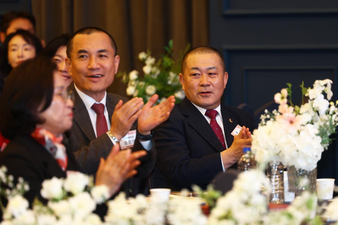 '강원특별자치도여성단체협의회 회장이취임식' 게시글의 사진(19) '2026-02-23 강원특별자치도여성단체협의회 회장이취임식 (19).jpg'