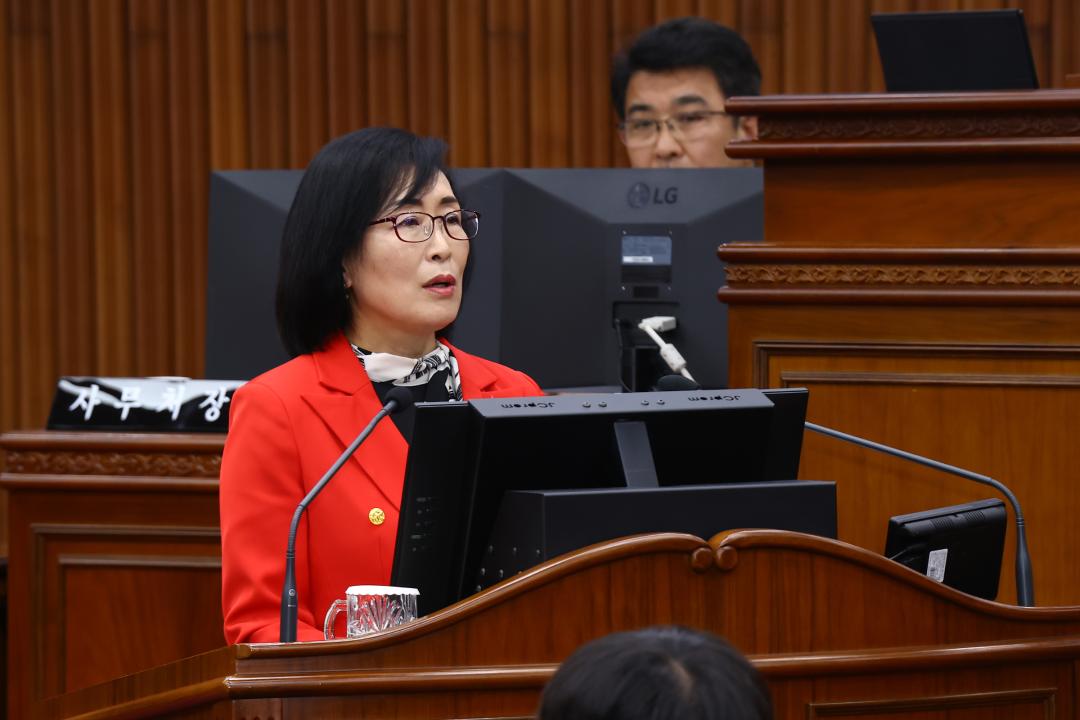 '제344회 제2차 본회의(2026년도 제1회 도정 및 교육행정에 관한 질문)' 게시글의 사진(53) '2026-04-02 제344회 제2차본회의(2026년도 제1회 도정 및 교육행정에 관한 질문) (53) 양숙희 의원.jpg'