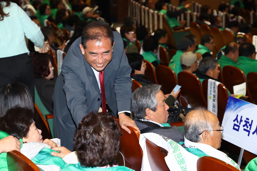 '강원특별자치도 새마을지도자대회' 게시글의 사진(5) '2025-11-26 강원특별자치도 새마을지도자대회 (5).jpg'