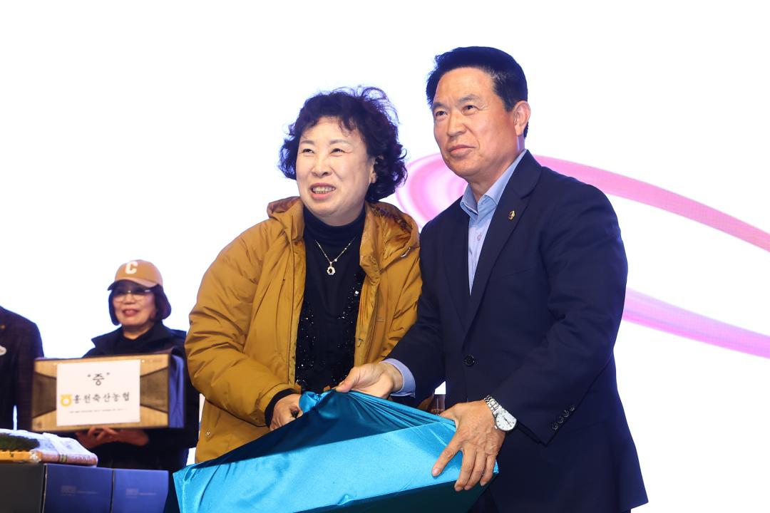 '제4회 강원특별자치도 여성생활체육대회 개회식' 게시글의 사진(36) '2025-11-01 제4회 강원특별자치도 여성생활체육대회 개회식 (38).jpg'