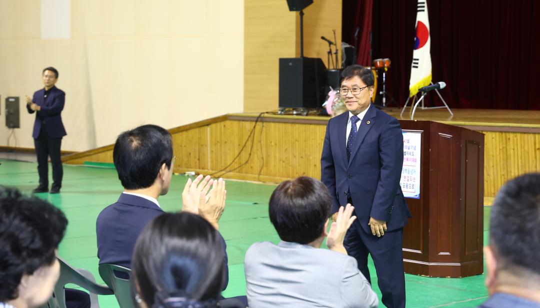 '제47회 흰지팡이의날 기념 강원특별자치도 시각장애인복지대회' 게시글의 사진(10) '2026-10-01 제47회 흰지팡이의날 기념 강원특별자치도 시각장애인복지대회 (10).jpg'