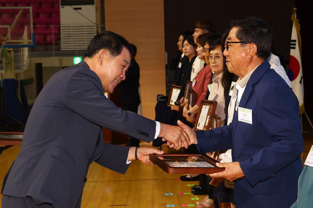 '제24회 강원특별자치도 사회복지사 대회' 게시글의 사진(46) '2025-09-30 제24회 강원특별자치도 사회복지사 대회 (46).jpg'