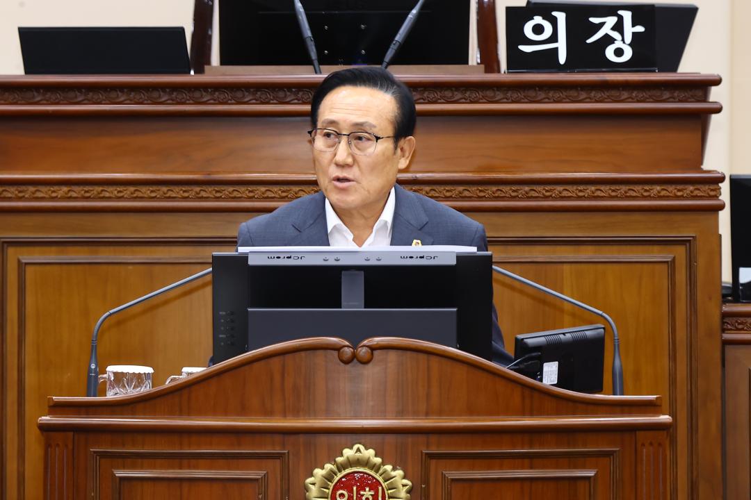 '제339회 제2차 본회의' 게시글의 사진(32) '2025-07-17 제339회 제2차 본회의 (32) 5분자유발언 김희철의원.jpg'