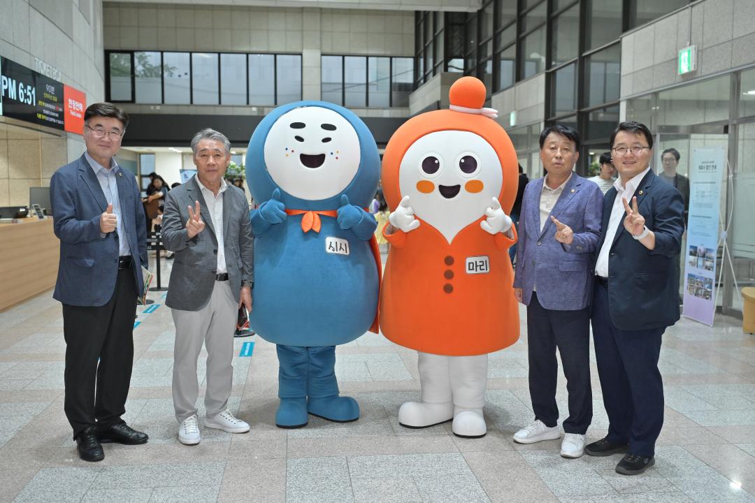 '제12회 명주인형극제 개막식' 게시글의 사진(1) '2025-08-20 제12회 명주인형극제 개막식 (4).jpg'
