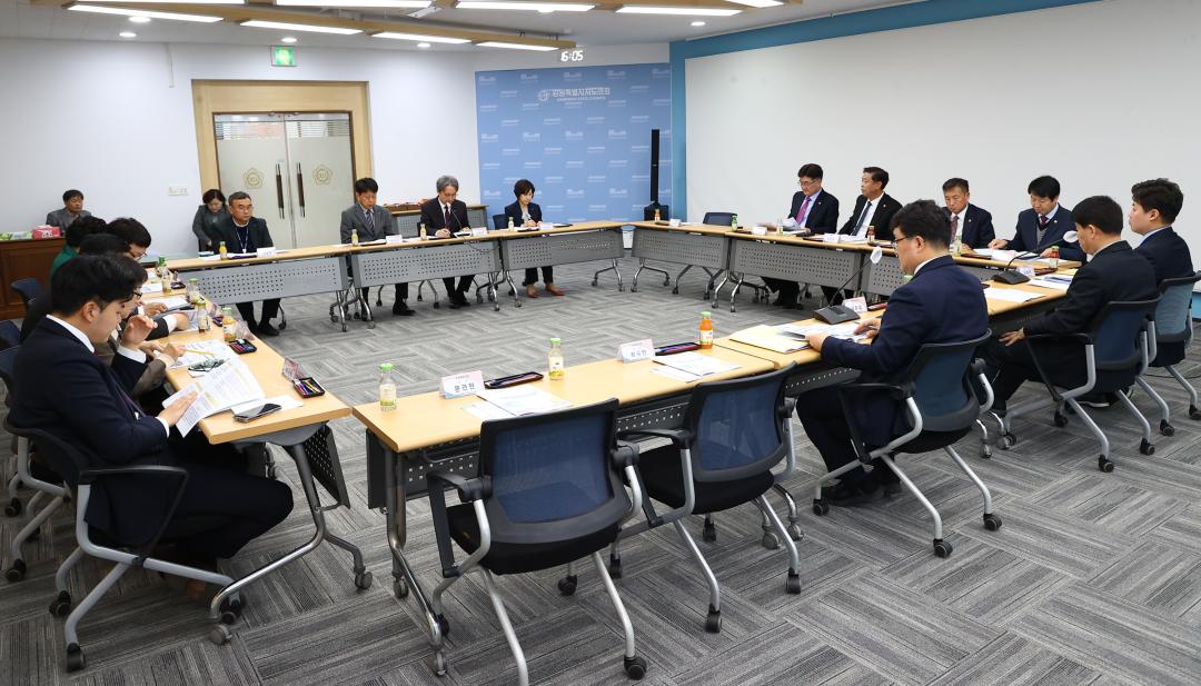 '강원특별자치도의회 IB교육연구회 창립총회' 게시글의 사진(17) '2025-03-05 강원특별자치도의회 IB교육연구회 창립총회 (17).jpg'