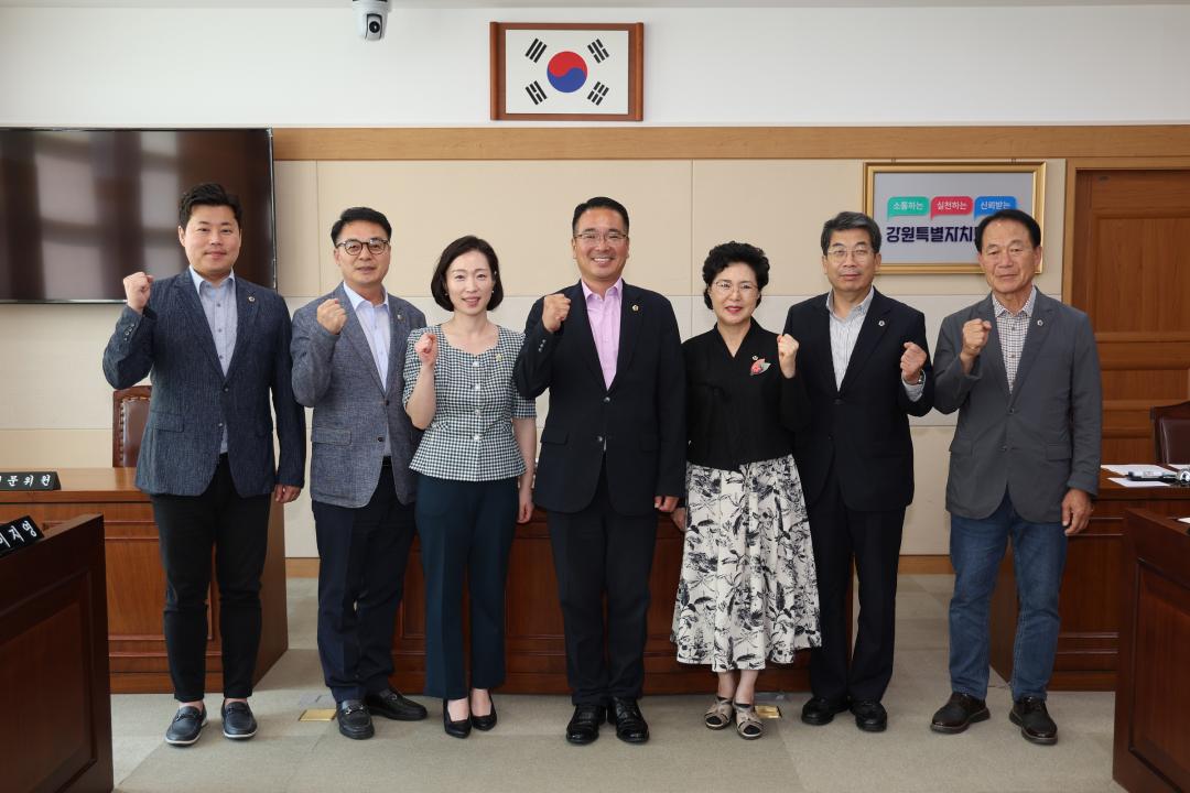 '제329회 오색삭도 설치 특별위원회' 게시글의 사진(10) '2024-06-18 제329회 오색삭도 설치 특별위원회 (10).jpg'