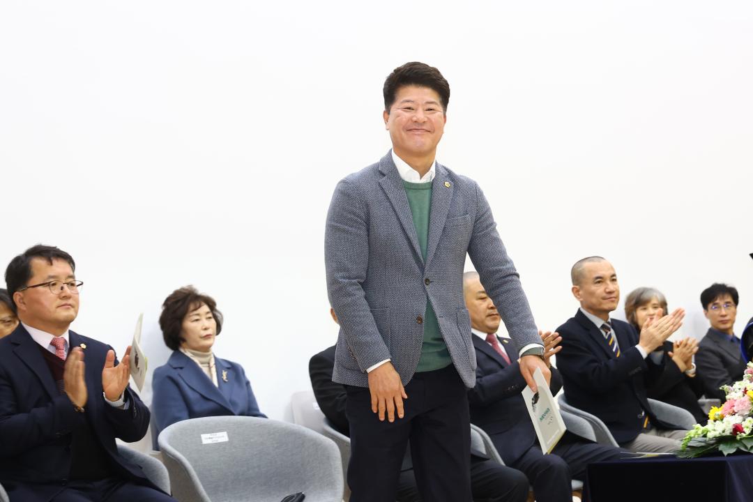 '제27회 강원도립대학교 학위수여식' 게시글의 사진(16) '2026-02-13 제27회 강원도립대학교 학위수여식 (16).jpg'