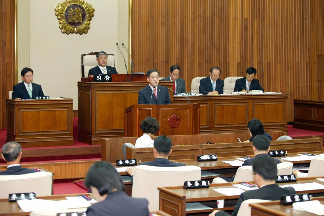 '제187회 임시회 1차' 게시글의 사진(7) '2008-09-05 제187회 임시회 1차 (7).jpg'