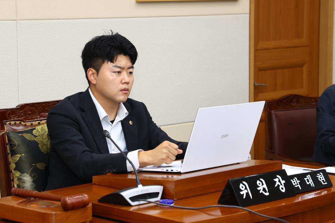 '제347회 제2차 의회운영위원회' 게시글의 사진(11) '2026-07-09 제347회 제2차 의회운영위원회 (11).jpg'