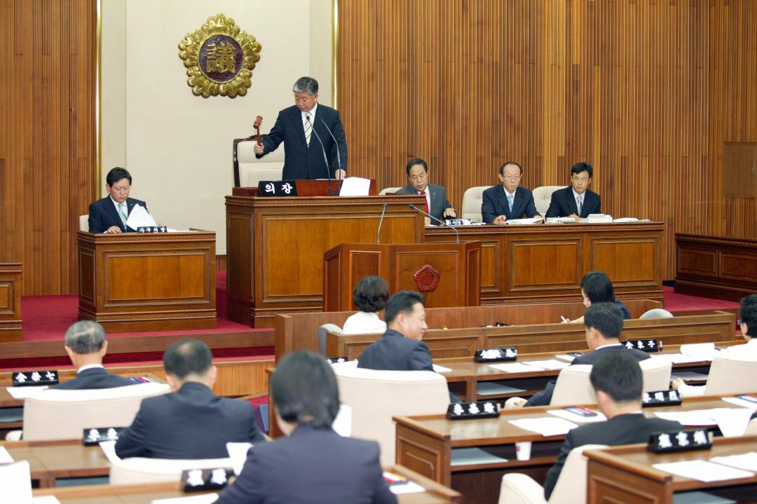 '제187회 임시회 1차' 게시글의 사진(2) '2008-09-05 제187회 임시회 1차 (2).jpg'