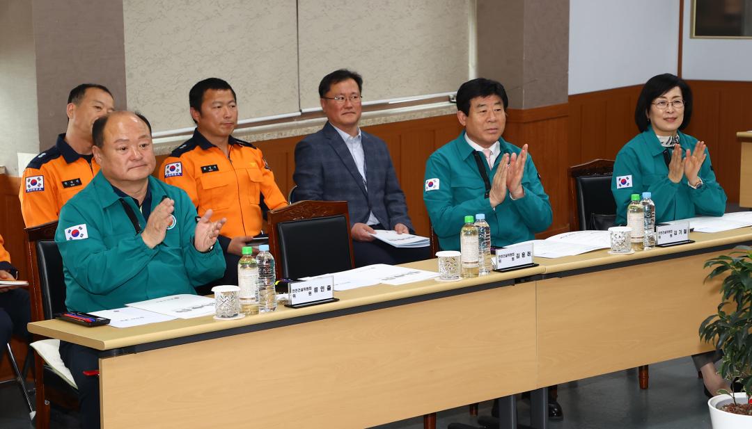 '제336회 안전건설위원회 민생현장 방문' 게시글의 사진(3) '2025-04-09 제336회 안전건설위원회 민생현장 방문 (2).jpg'