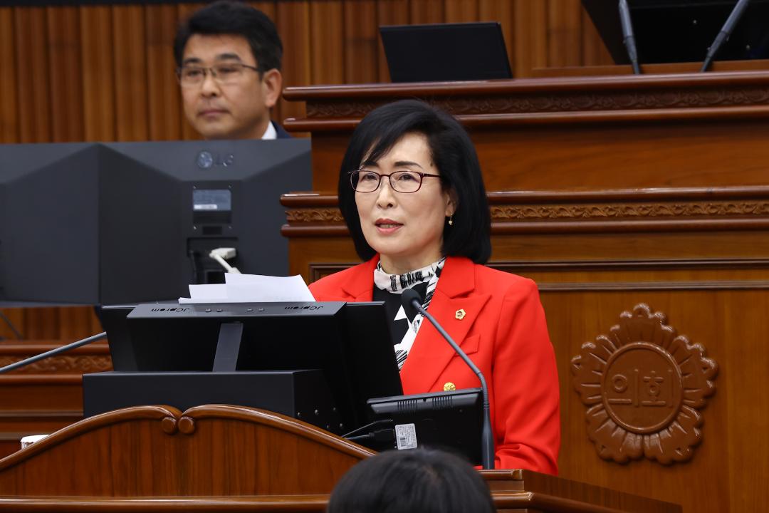 '제344회 제2차 본회의(2026년도 제1회 도정 및 교육행정에 관한 질문)' 게시글의 사진(48) '2026-04-02 제344회 제2차본회의(2026년도 제1회 도정 및 교육행정에 관한 질문) (48) 양숙희 의원.jpg'