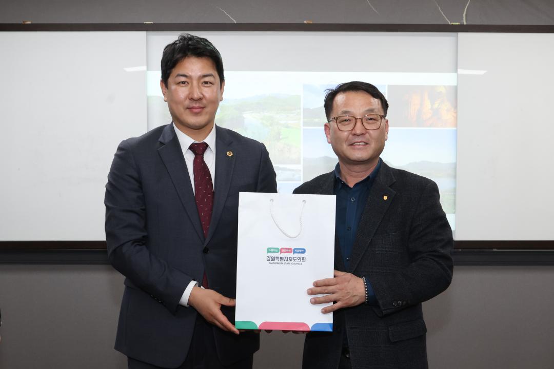 '제335회 기획행정위원회 공유재산관리계획안 현지 확인' 게시글의 사진(33) '2025-03-06 제335회 기획행정위원회 공유재산관리계획안 현지 확인(영월, 원주) (33).jpg'
