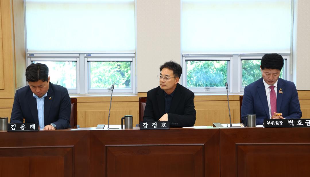 '제346회 제1차 의회운영위원회' 게시글의 사진(6) '2026-06-09 제346회 제1차 의회운영위원회 (6).jpg'
