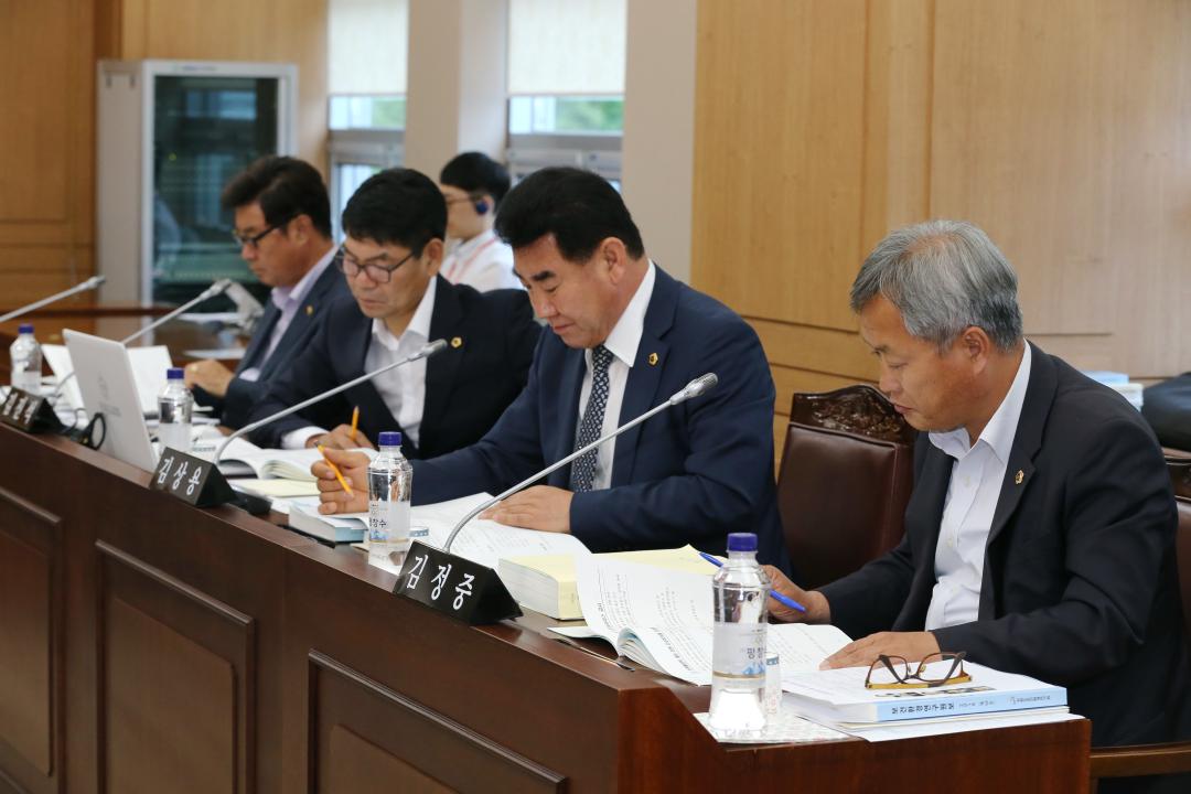 '제274회 제2차 농림수산위원회' 게시글의 사진(9) '2018-07-09 제274회 제2차 농림수산위원회 (9).JPG'