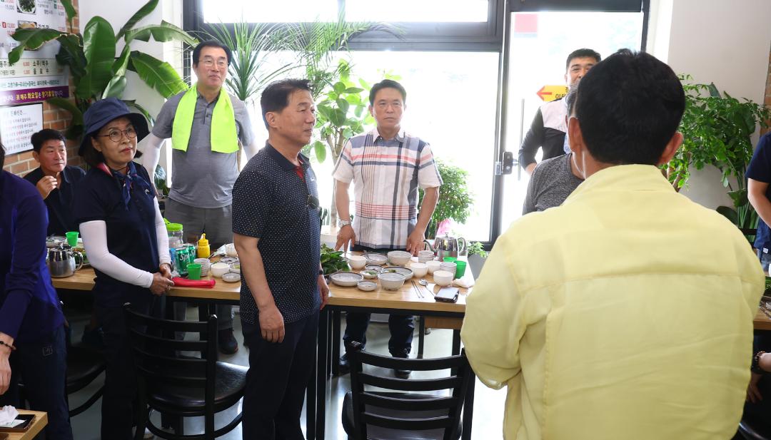 '강원특별자치도의회 수해피해 복구지원 봉사활동' 게시글의 사진(46) '2025-07-30 강원특별자치도의회 수해피해 복구지원 봉사활동 (46).jpg'