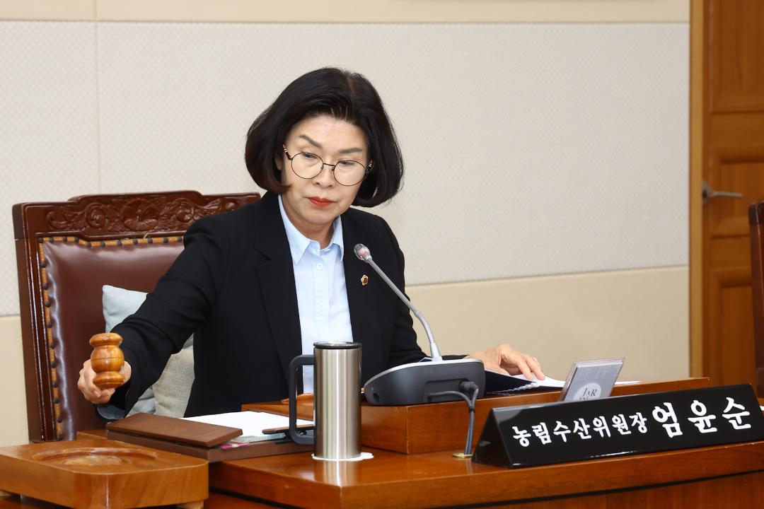 '제346회 제1차 농림수산위원회' 게시글의 사진(13) '2026-06-10 제346회 제1차 농림수산위원회 (13).jpg'