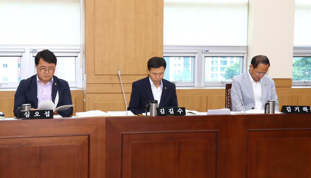 '제339회 제3차 교육위원회' 게시글의 사진(6) '2025-07-15 제339회 제3차 교육위원회 (6).jpg'