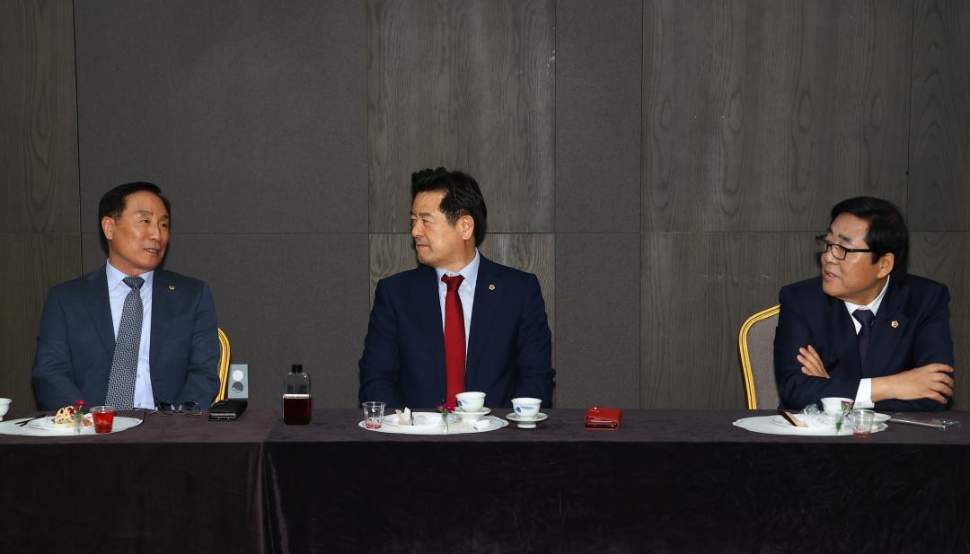 '대한민국 시도의회운영위원장협의회 제10대 후반기 제8차 정기회' 게시글의 사진(33) '2024-05-16 대한민국 시도의회운영위원장협의회 제10대 후반기 제8차 정기회 (33).jpg'