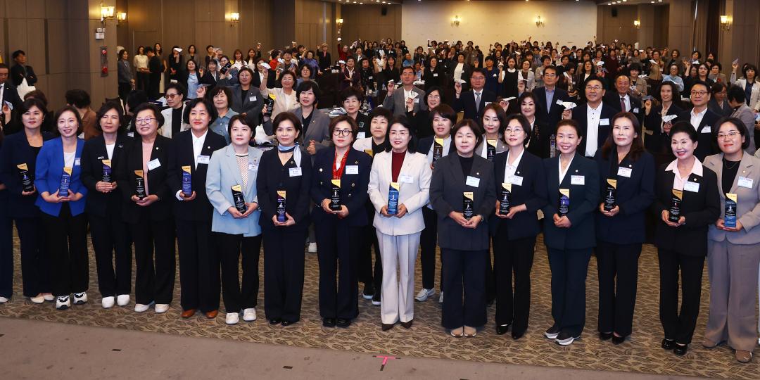 '2026 강원여성발전포럼' 게시글의 사진(47) '2026-09-28 2026 강원여성발전포럼 (46).jpg'