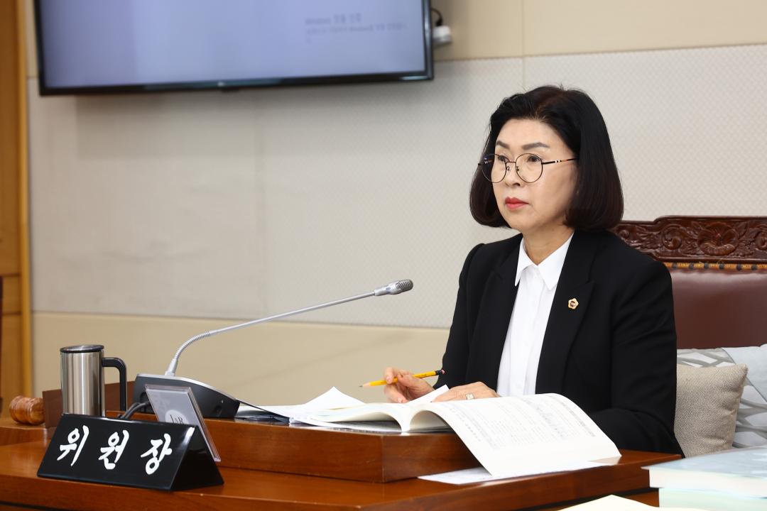 '제342회 제3차 농림수산위원회' 게시글의 사진(6) '2025-11-21 제342회 제3차 농림수산위원회 (6).jpg'