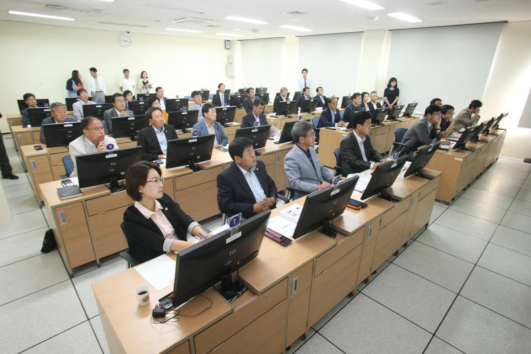 '도의원 정보화교육' 게시글의 사진(6) '2014-09-22 도의원 정보화교육 (6).jpg'