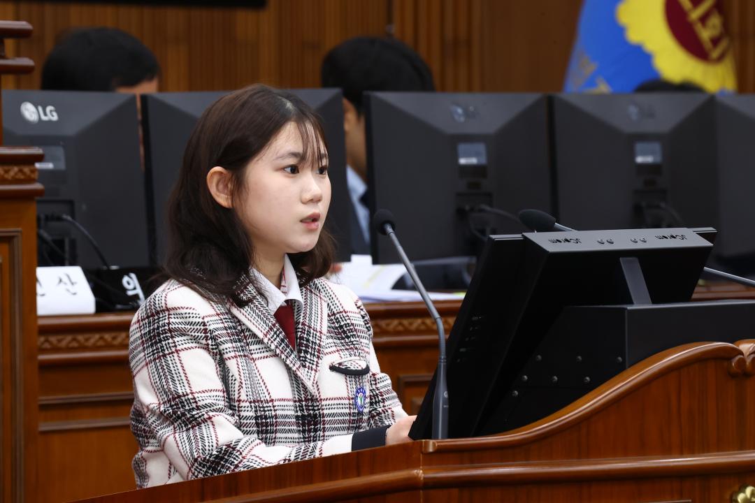 '2026 강원 청소년도의회' 게시글의 사진(193) '2026-04-10 2026 강원 청소년도의회 (193).jpg'