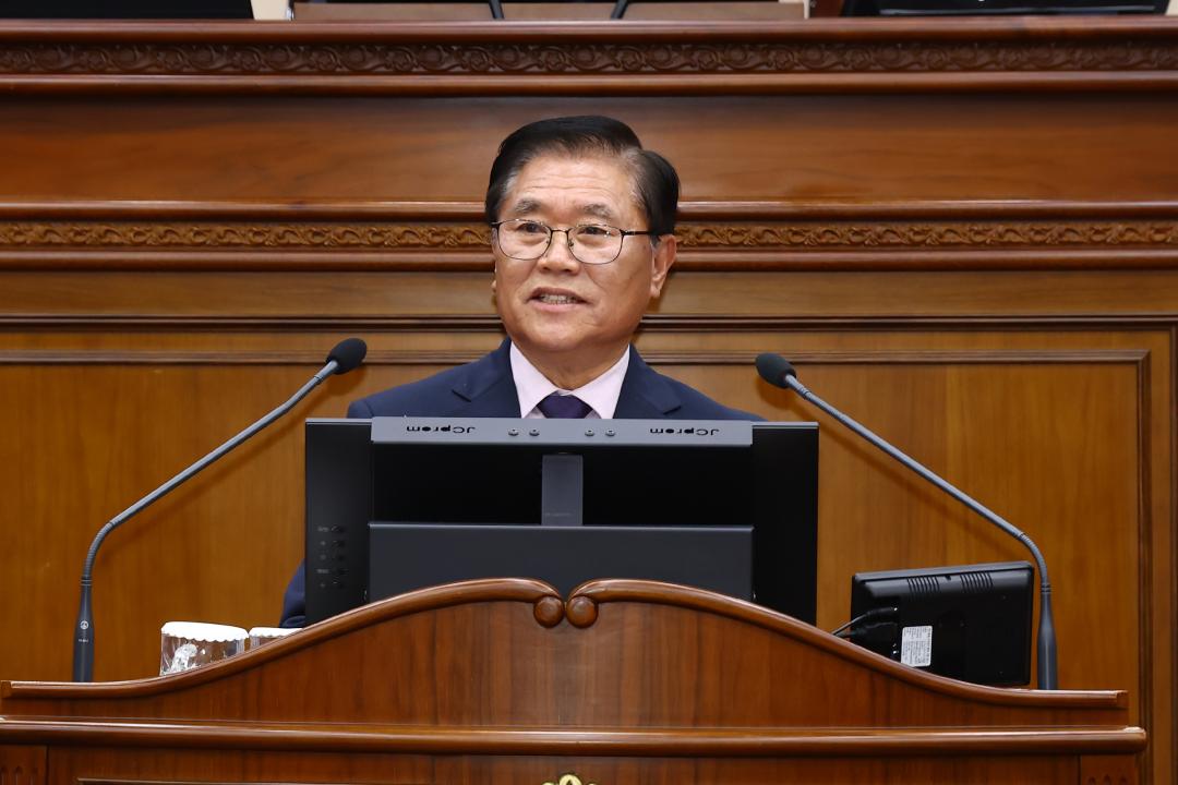 '제341회 제5차 본회의' 게시글의 사진(56) '2025-10-23 제341회 제5차 본회의 (57) 5분자유발언 홍성기의원.jpg'