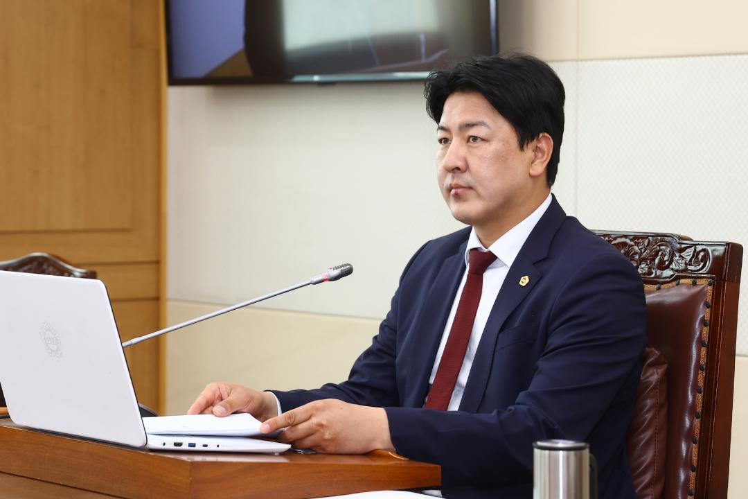 '제345회 제1차 기획행정위원회' 게시글의 사진(7) '2026-04-27 제345회 제1차 기획행정위원회 (7).jpg'