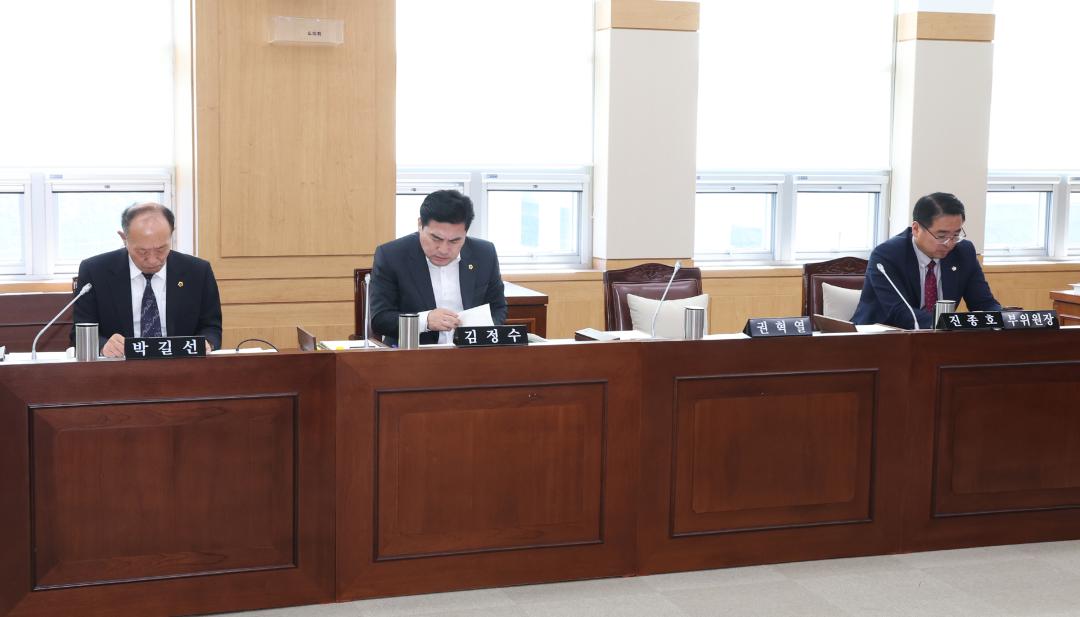 '제336회 제2차 농림수산위원회' 게시글의 사진(6) '2025-04-11 제336회 제2차 농림수산위원회 (6).jpg'