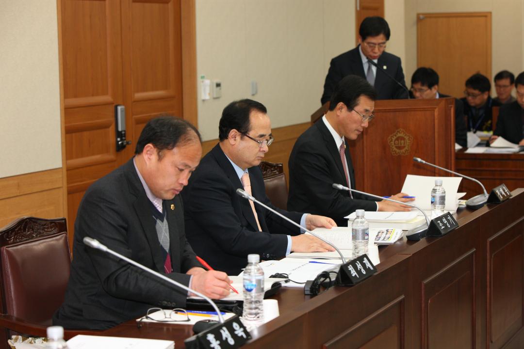 '제252회 제3차 경제건설위원회' 게시글의 사진(7) '2016-02-01 제252회 제3차 경제건설위원회 (7).JPG'