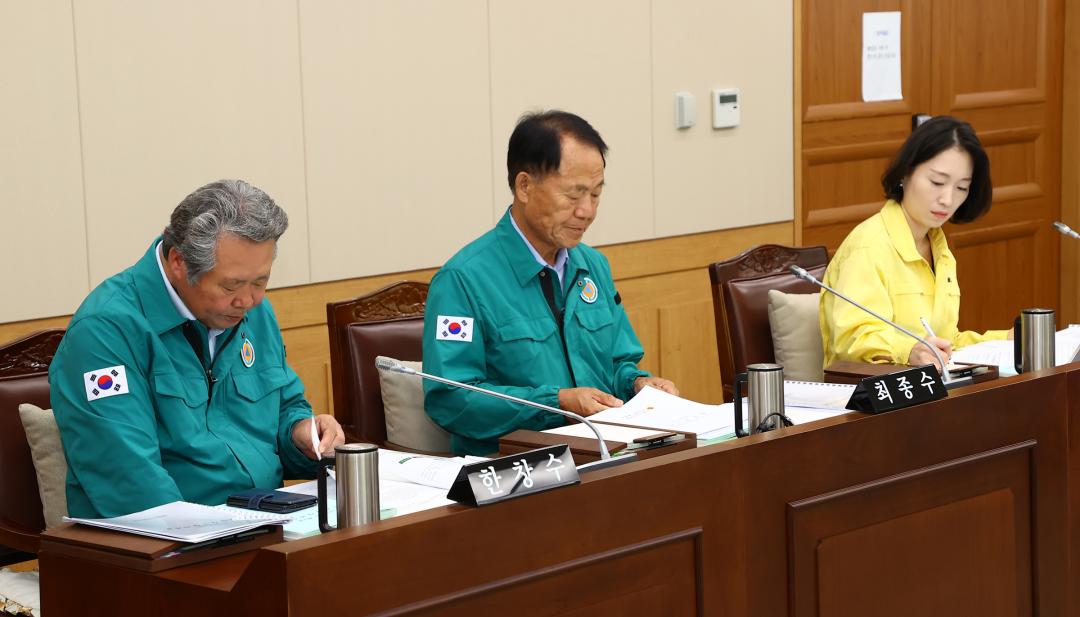 '제340회 제1차 농림수산위원회' 게시글의 사진(12) '2025-09-10 제340회 제1차 농림수산위원회 (12).jpg'