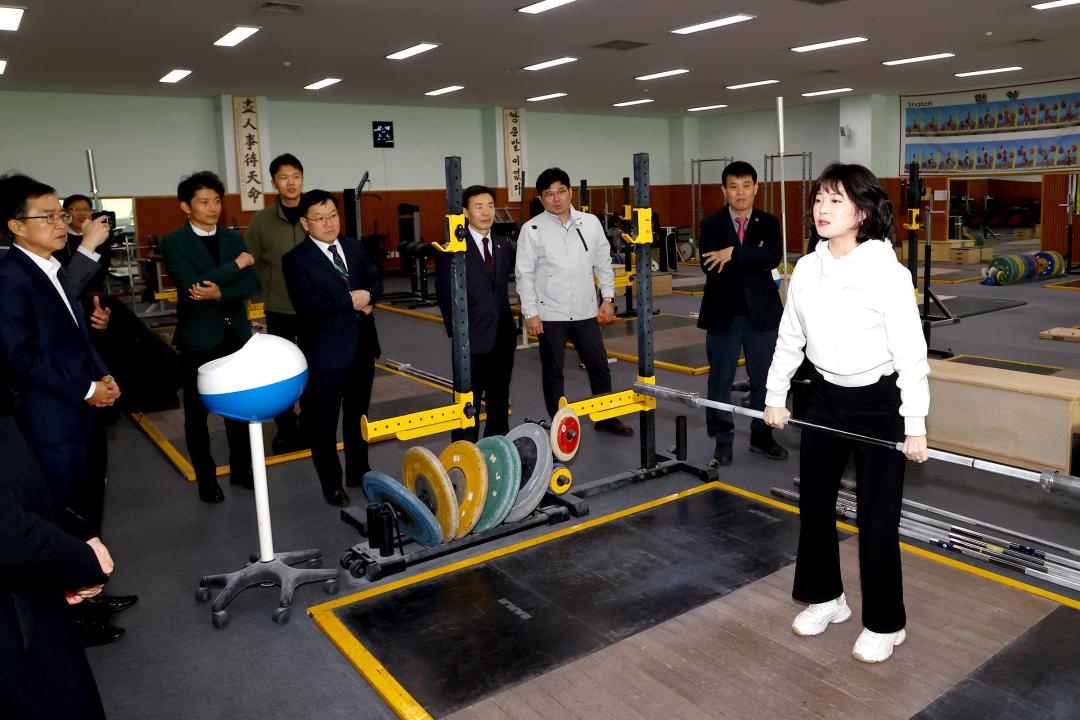 '제335회 교육위원회 학교현장 방문' 게시글의 사진(41) '2025-03-06 제335회 교육위원회 학교현장 방문 (46).jpg'