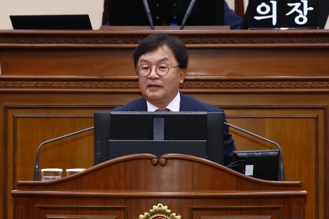 '제337회 제2차 본회의' 게시글의 사진(68) '2025-05-21 제337회 제2차 본회의 (68) 5분자유발언 이무철의원.jpg'