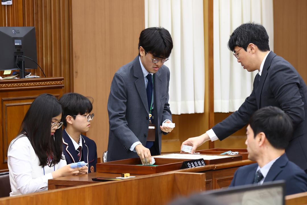 '2026 강원 청소년도의회' 게시글의 사진(72) '2026-04-10 2026 강원 청소년도의회 (71).jpg'