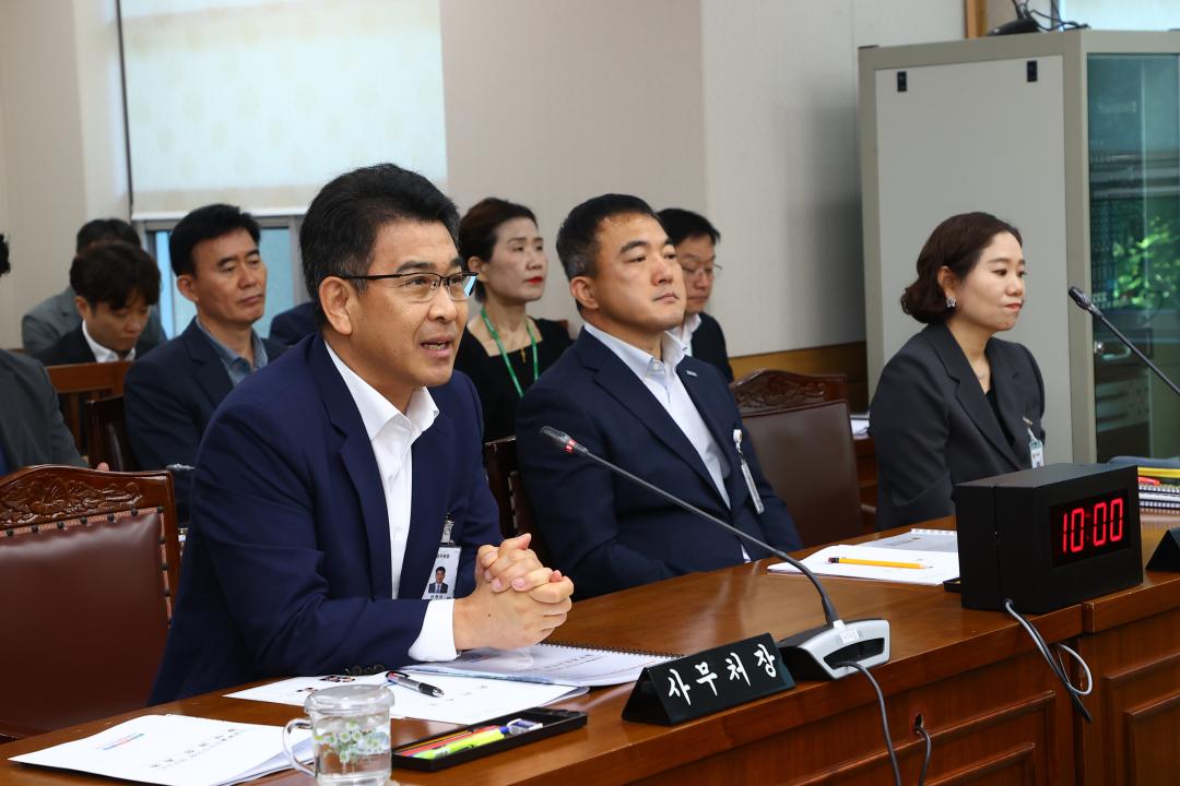 '제346회 제1차 의회운영위원회' 게시글의 사진(20) '2026-06-09 제346회 제1차 의회운영위원회 (22).jpg'