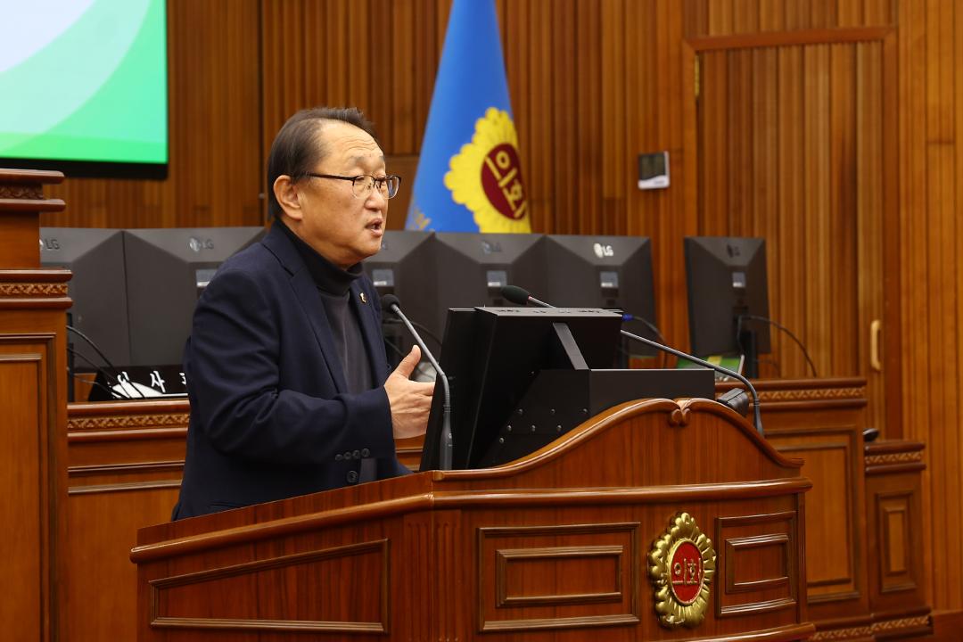 '강원특별자치도의회  견학(남춘천중학교)' 게시글의 사진(14) '2025-12-30 남춘천중학교 견학 (23).jpg'