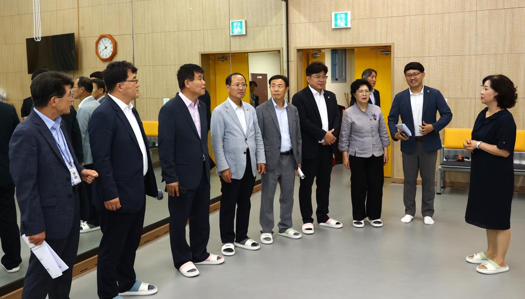 '강원특별자치도의회 교육위원회 의정연찬회' 게시글의 사진(36) '2025-07-17 강원특별자치도의회 교육위원회 의정연찬회 (37)(강원예술고등학교).jpg'