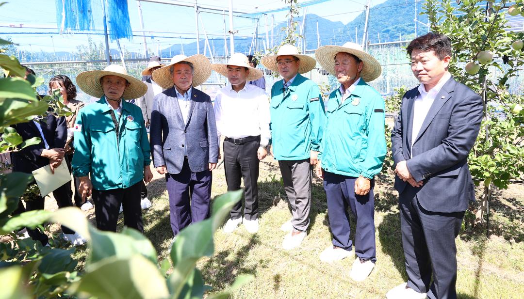 '제340회 농림수산위원회 현지시찰' 게시글의 사진(29) '2025-09-11 제340회 농림수산위원회 현지시찰(농업기술원,해피초원목장) (28).jpg'