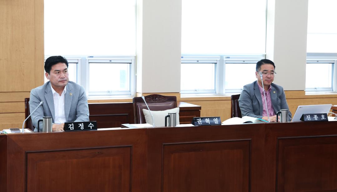 '제330회 제4차 농림수산위원회' 게시글의 사진(3) '2024-07-09 제330회 제4차 농림수산위원회 (3).jpg'