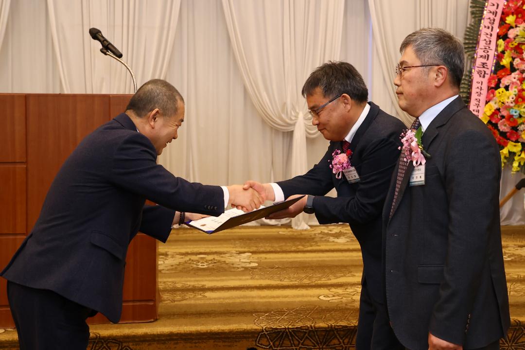 '대한기계설비건설협회 강원특별자치도회 제37회 정기종회' 게시글의 사진(14) '2026-02-26 대한기계설비건설협회 강원특별자치도회 제37회 정기종회 (14).jpg'