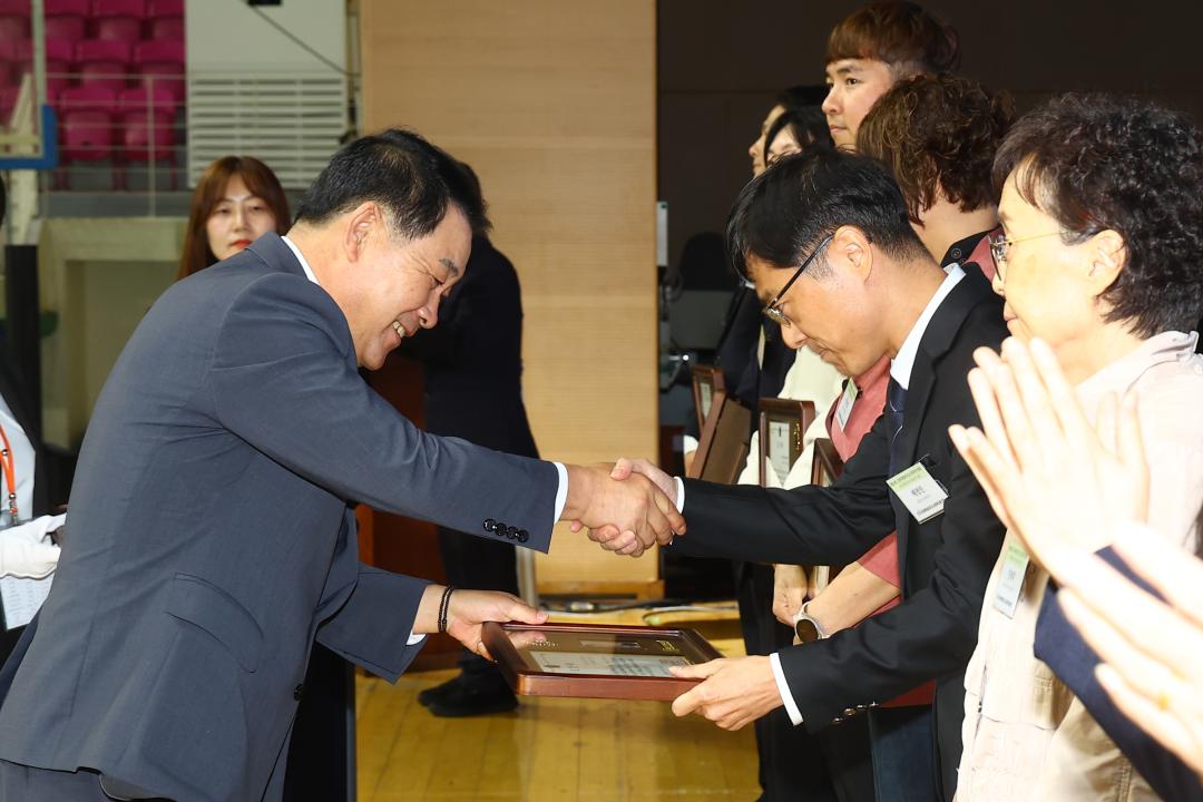 '제24회 강원특별자치도 사회복지사 대회' 게시글의 사진(38) '2025-09-30 제24회 강원특별자치도 사회복지사 대회 (38).jpg'