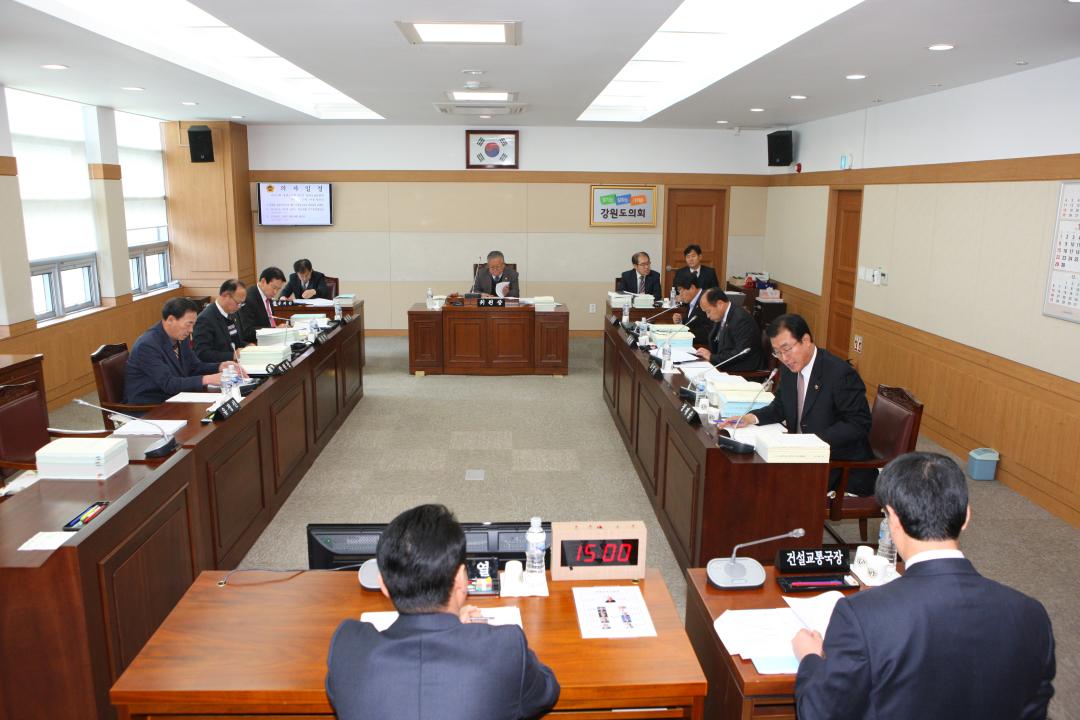 '제251회 제5차 경제건설위원회' 게시글의 사진(3) '2015-11-30 제251회 제5차 경제건설위원회 (3).JPG'