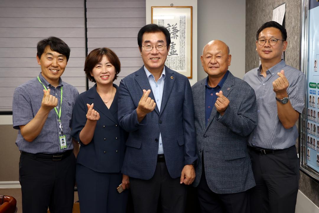 '강원특별자치도의회방문(춘천남부노인복지회관)' 게시글의 사진(3) '2026-07-27 강원도의회방문(춘천남부노인복지회관) (3).jpg'