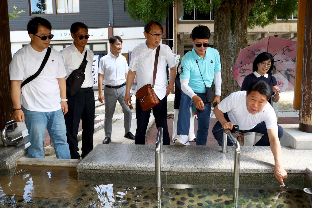 '강원특별자치도의회 한일국제교류협회 2025년 일본 돗토리현 방문' 게시글의 사진(9) '2025-07-29 강원특별자치도의회 한일국제교류협회 2025년 일본 돗토리현 방문 (9)_01_다이센 산 다이센지 절 탐방.jpg'
