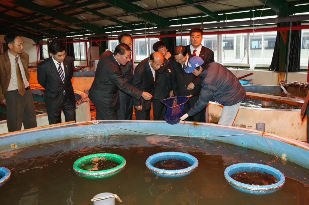 '수산자원연구소 현지 행정사무감사' 게시글의 사진(42) '2006-11-23 수산자원연구소 현지 행정사무감사 (42).jpg'